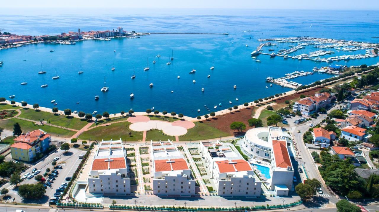 Superior Seaview Apt. With Pool Umag Exterior foto